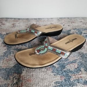 Minnetonka sandals size 7